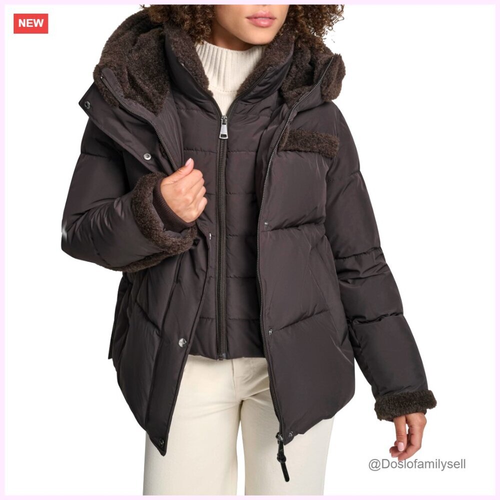 Short Puffer Coat with Hood and Faux Fur Trim, Quilted Winter Jacket